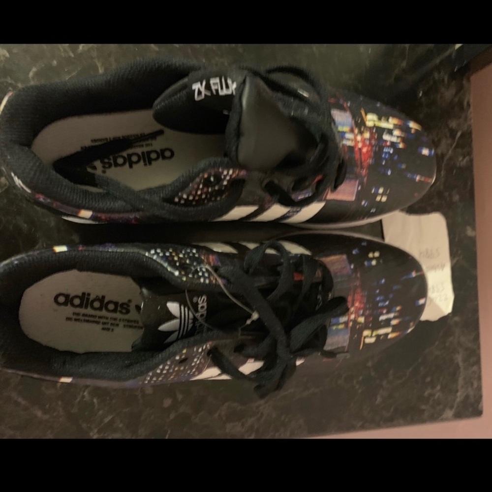 Women size 81/2black torsion